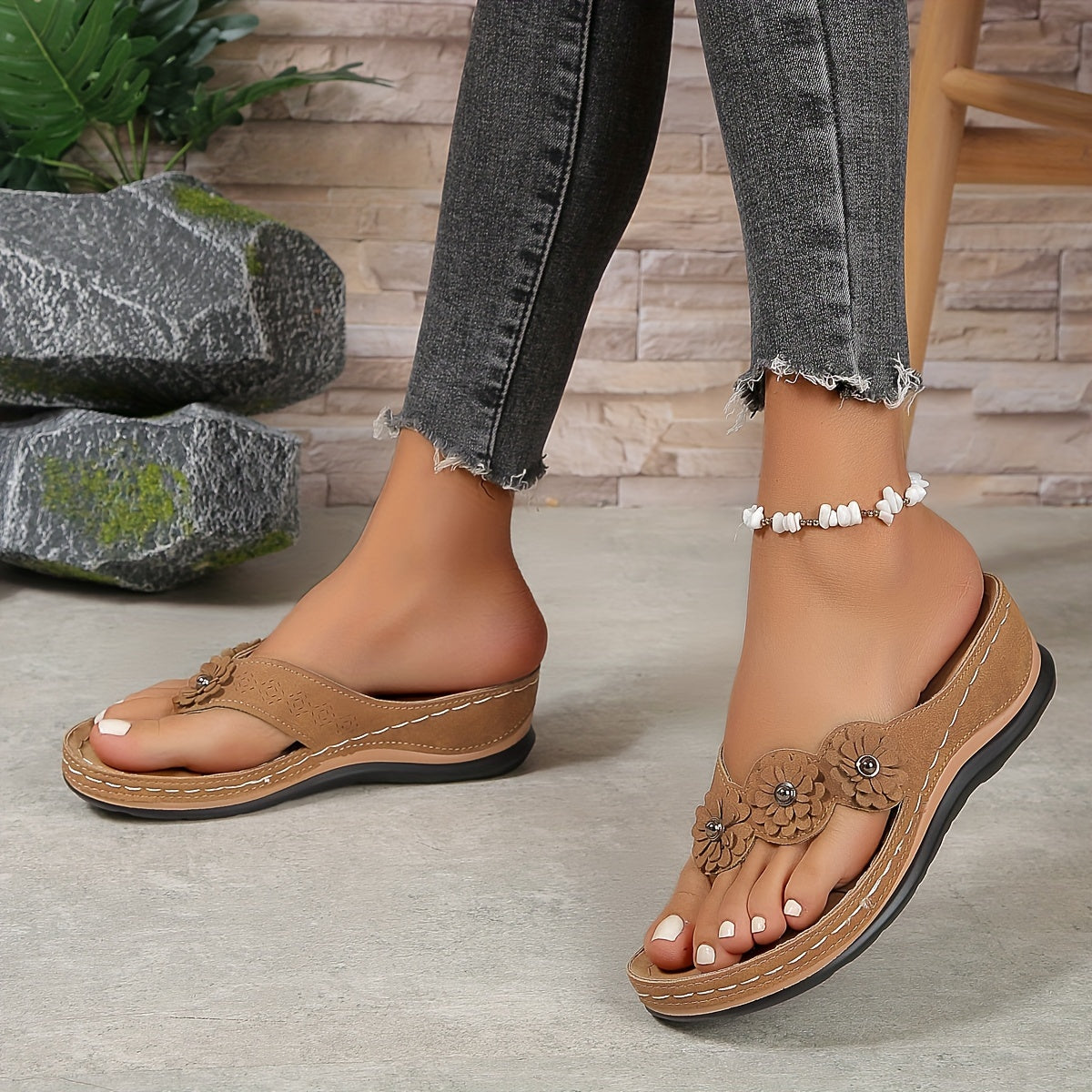 LumaStride™ Sandals — Cushioned Comfort, Confident Steps