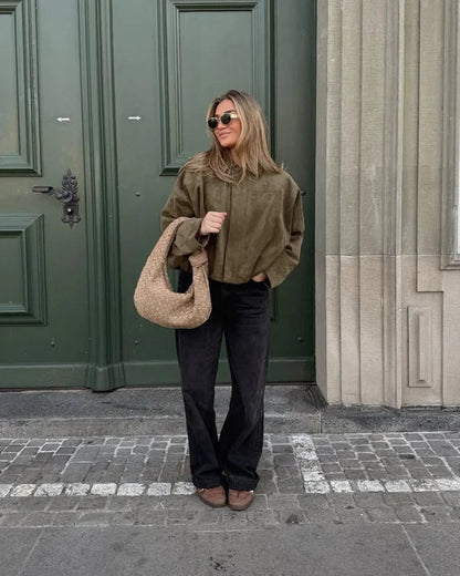 ElaraVelvet Bomber™ — Plush Layers, Effortless Style