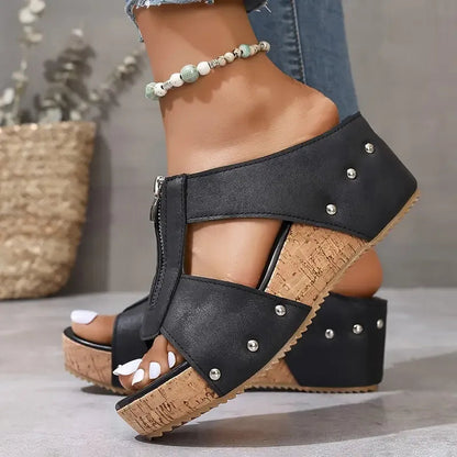 LioraStep™ — Vintage Wedges with All-Day Comfort