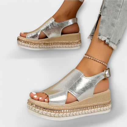 LioraSteps™ — Timeless Comfort, Effortless Elegance