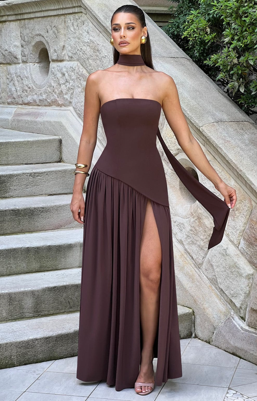 LioraLuxe™ Off-Shoulder Maxi Dress — Sculpted Elegance with Modern Allure