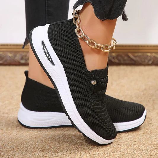 AleraStride™ Orthopedic Sneakers — Effortless Support Meets Chic Comfort
