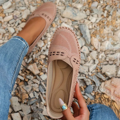 VerenaStride™ — Cushioned Support, Sleek Everyday Style