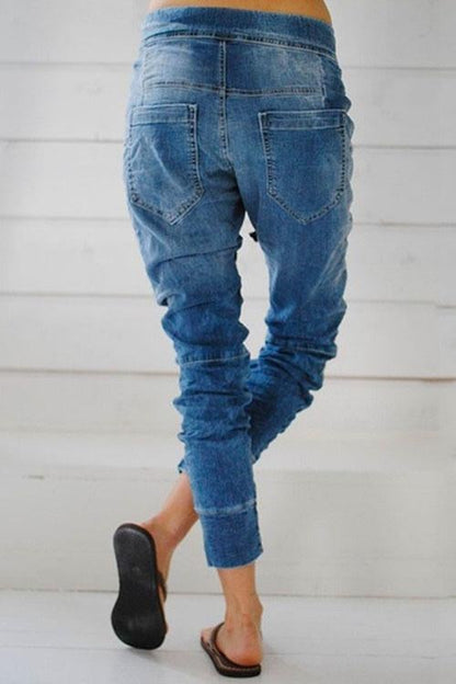 ElaraFlex™ Jeans — Flattering Comfort, Effortless Style