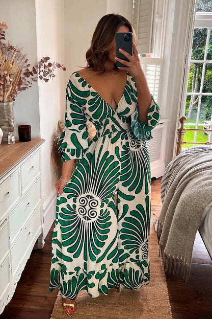 Marielle Jumpsuit™ — Flattering Vintage Floral Ease