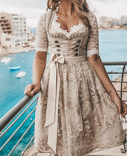 Lumeara Dirndl Dress – Elegant Traditional German Festival Dress with Lace-Up Bodice