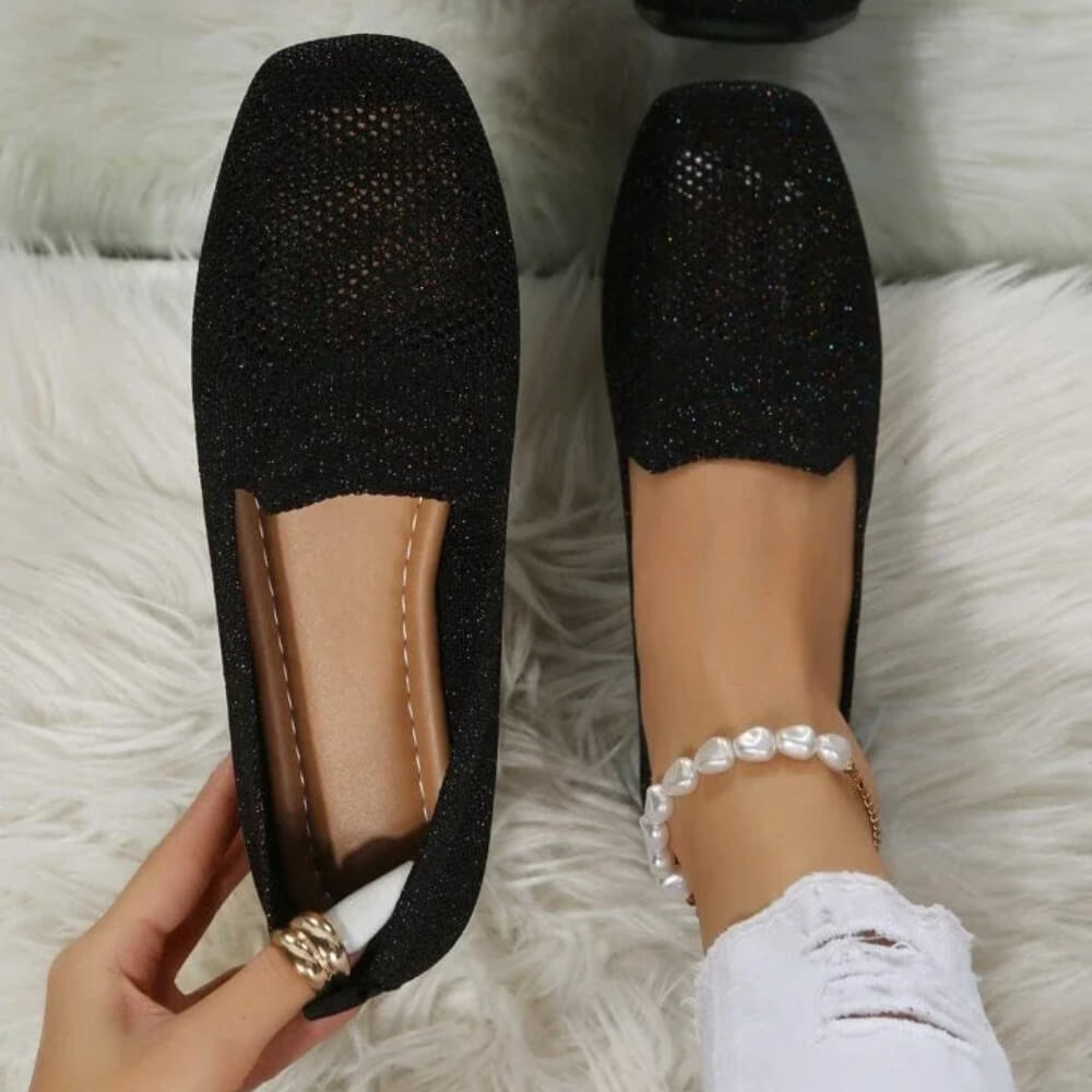 RevitaStride™ — Cushioned Support for All-Day Comfort