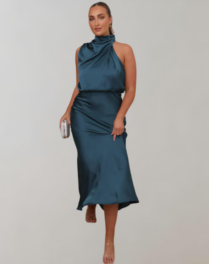 LioraLuxe™ Shimmer Maxi Dress — Glow with Timeless Elegance