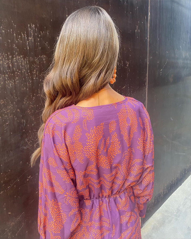 V-neck Midi Dress™ — Sculpted Elegance, Effortless Poise