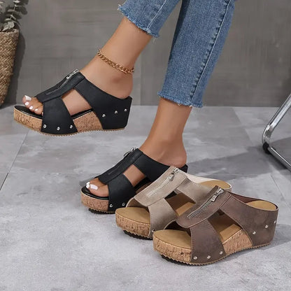 LioraStep™ — Vintage Wedges with All-Day Comfort