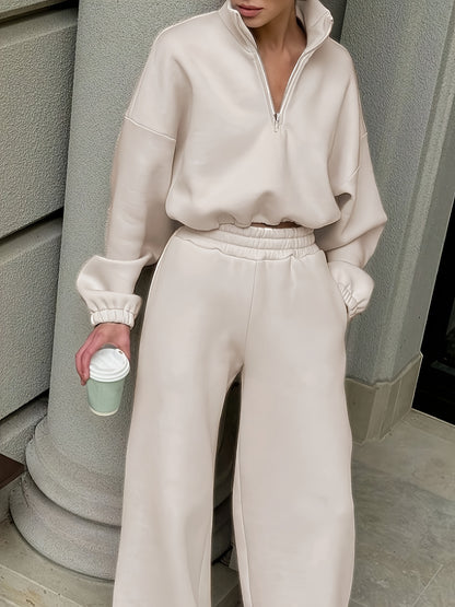 Das Damen-Strick-Loungewear-Set | Pullover mit Reißverschluss am Hals | Weit geschnittene Hosen | Strick aus Polyester | Herbst/Winter kuschelige Passform