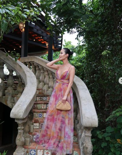 Floral Breeze Dress™ — Flowing Fit, Timeless Elegance