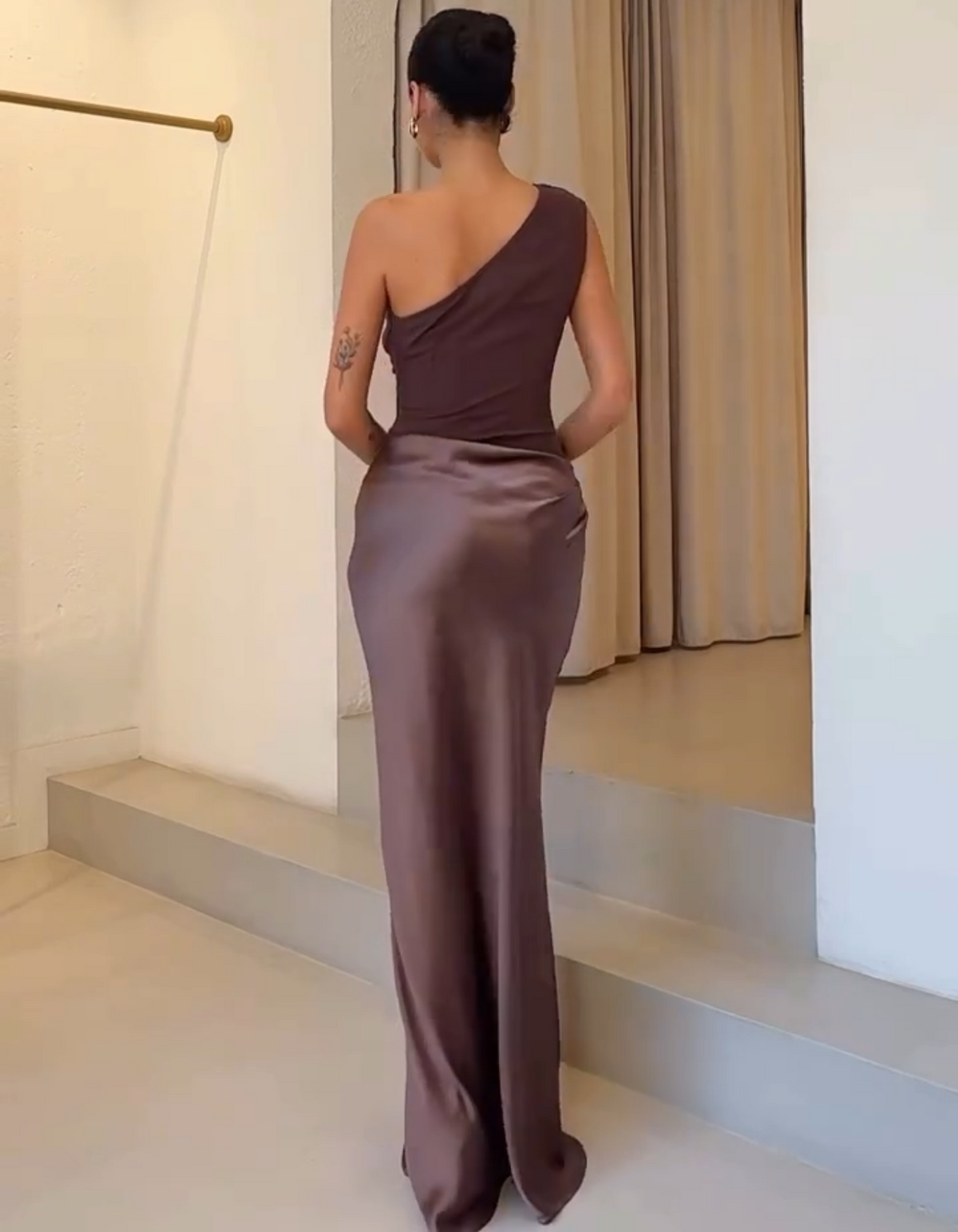 LunaVera™ Satin One-Shoulder Dress — Radiant Elegance, Flawless Fit