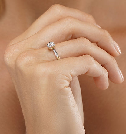Lab-Grown Diamond Cluster Ring™ — Sustainable Sparkle, Effortless Glamour