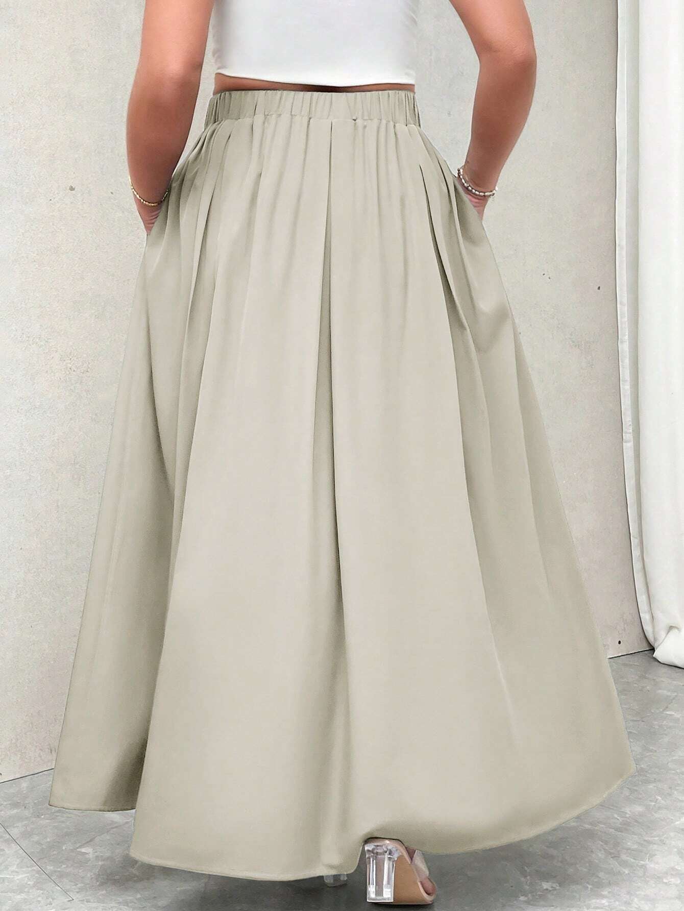 LuminaCurve™ Skirt — Flattering Comfort, Effortless Elegance