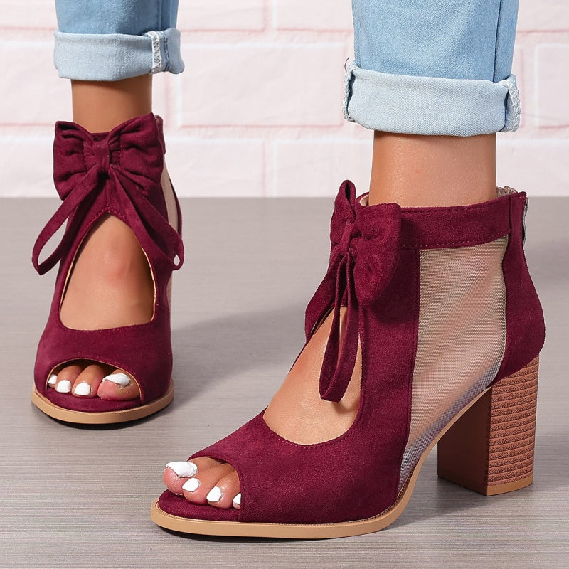 VelluraForm™ — Chic Comfort for Every Step