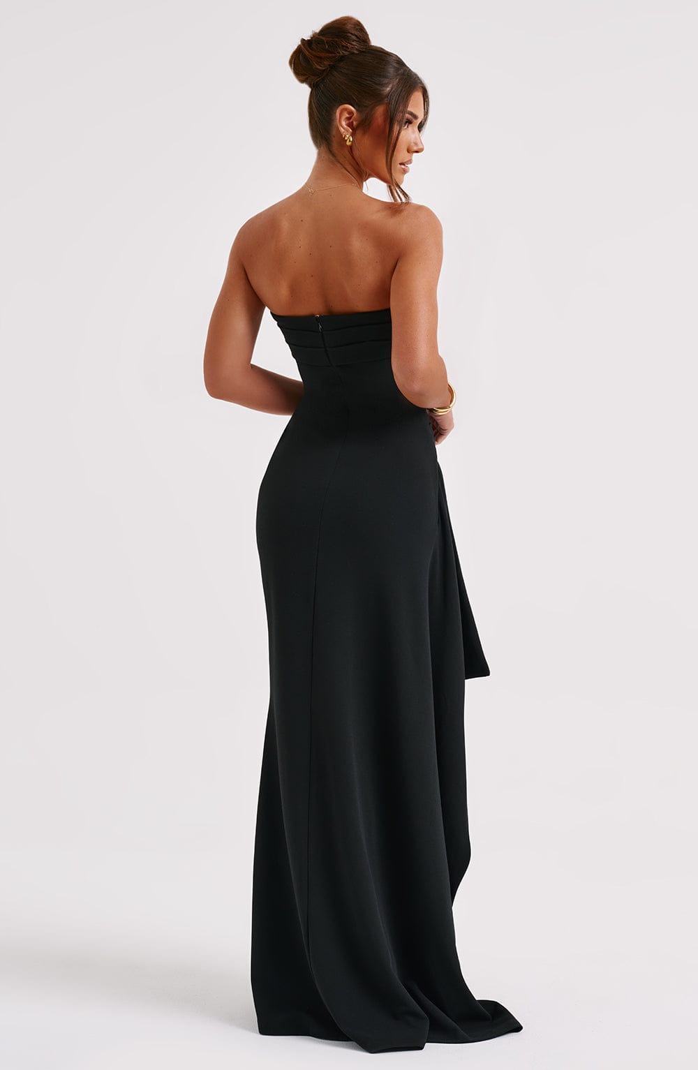 Strapless Maxi™ — Sculpted Comfort Meets Effortless Glamour