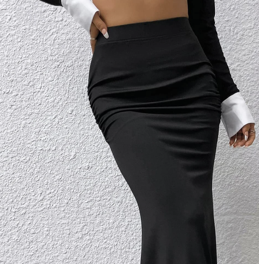 LioraFlow™ Maxi Skirt — Flattering Fit, Effortless Grace