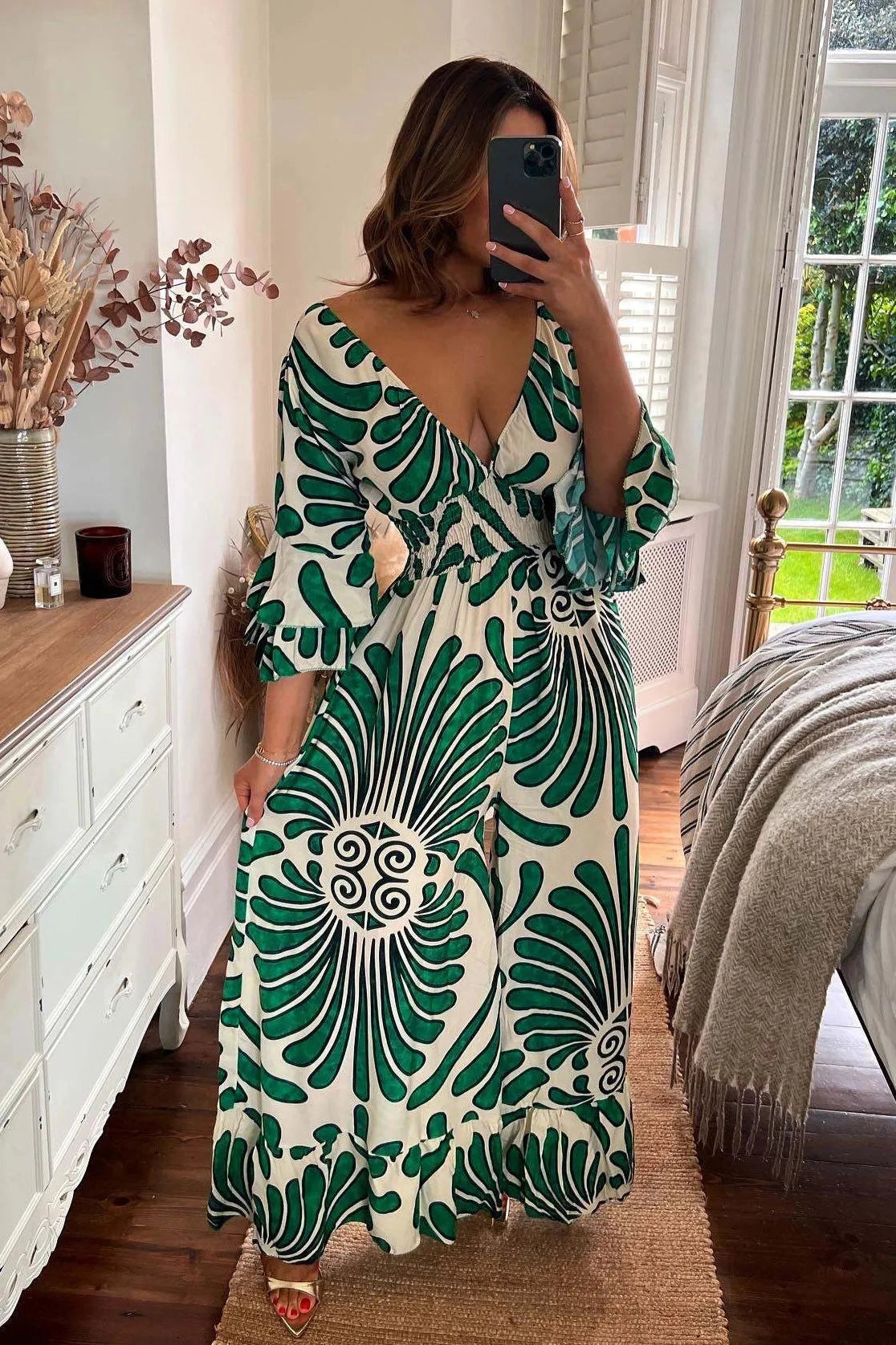 Marielle Jumpsuit™ — Flattering Vintage Floral Ease