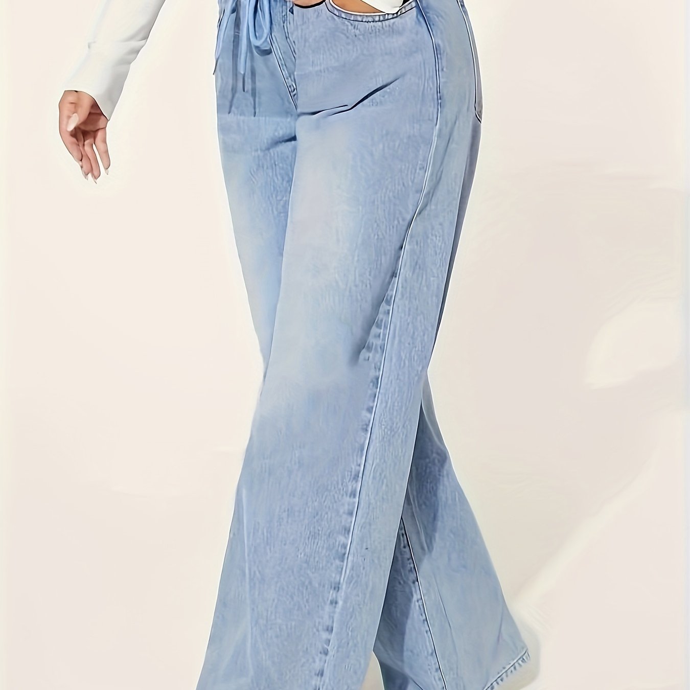High-Waisted Wide Leg Jeans – Soft Vintage Denim with Adjustable Waistband