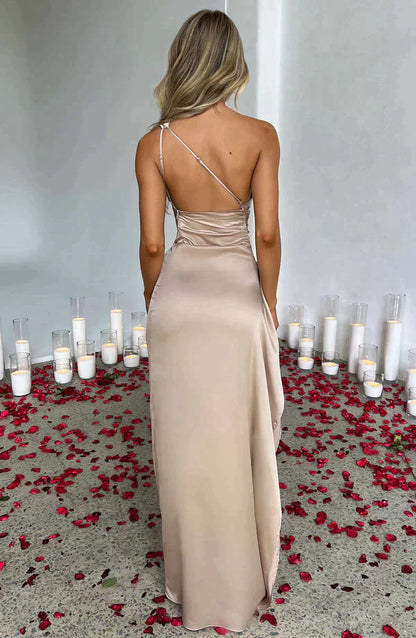 Lurevena Gown™ — Sculpted Elegance, Effortless Grace